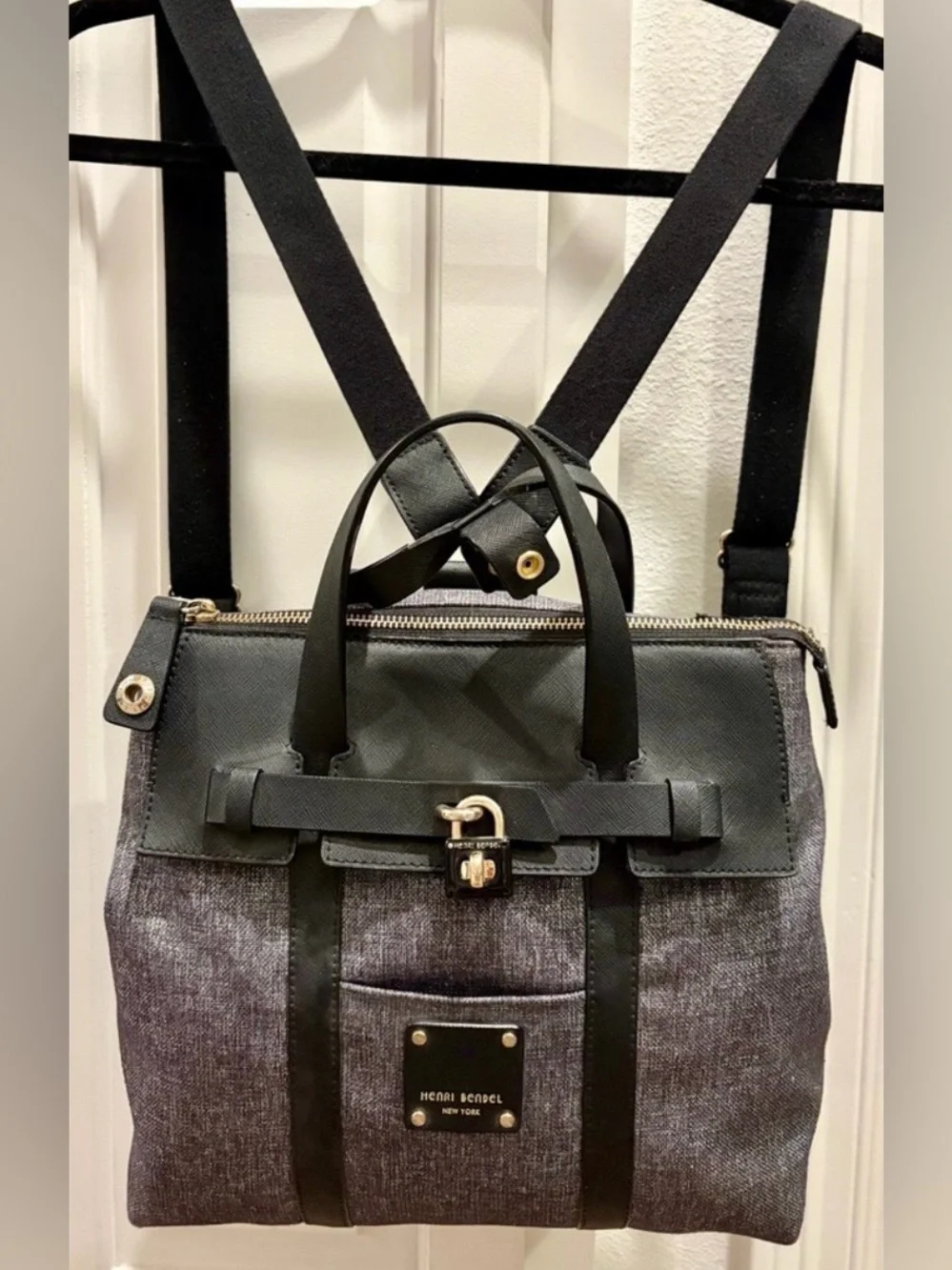 EUC!! HENRI BENDEL Jetsetter Convertible Backpack in Dark Gray & Black Leather
